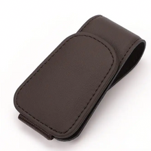 Lade das Bild in den Galerie-Viewer, Brillenhalter für Autos / 2 Stück