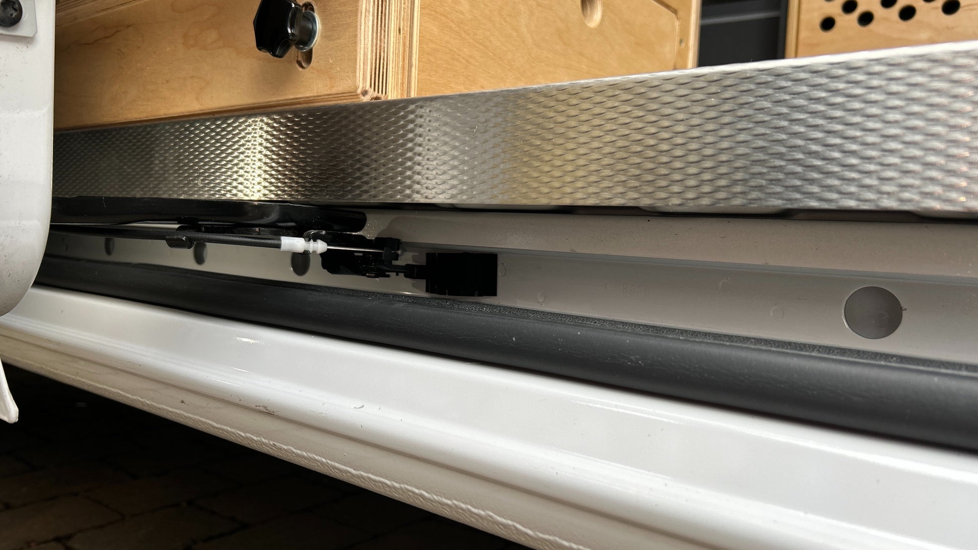 Delfin Türstopper für Peugeot Boxer und Citroen Jumper