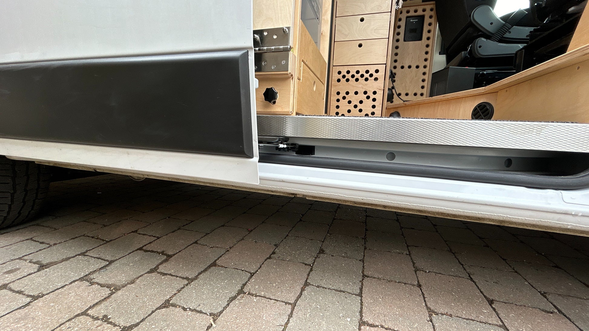 Fiat Ducato Türstopper für 50% Türöffnung fixiert